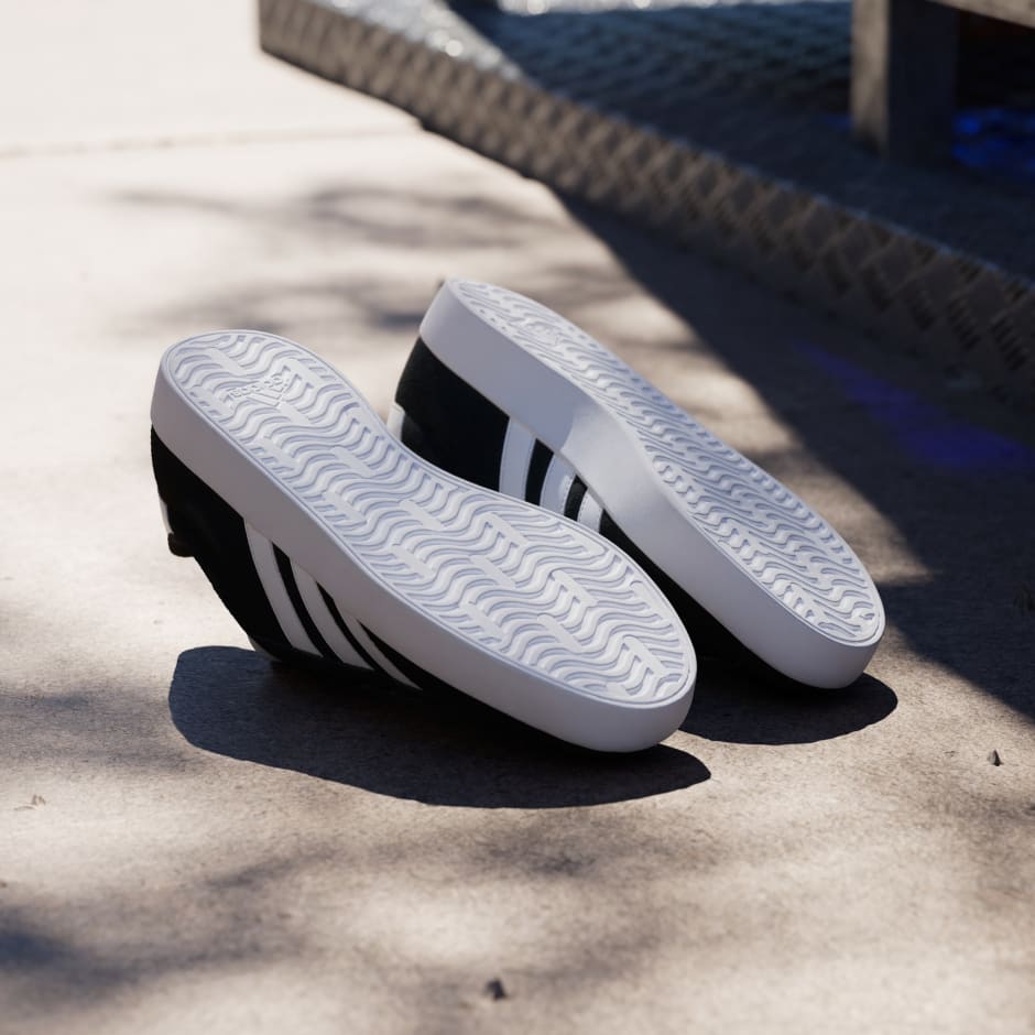adidas VL Court 3.0 Shoes - Image 2